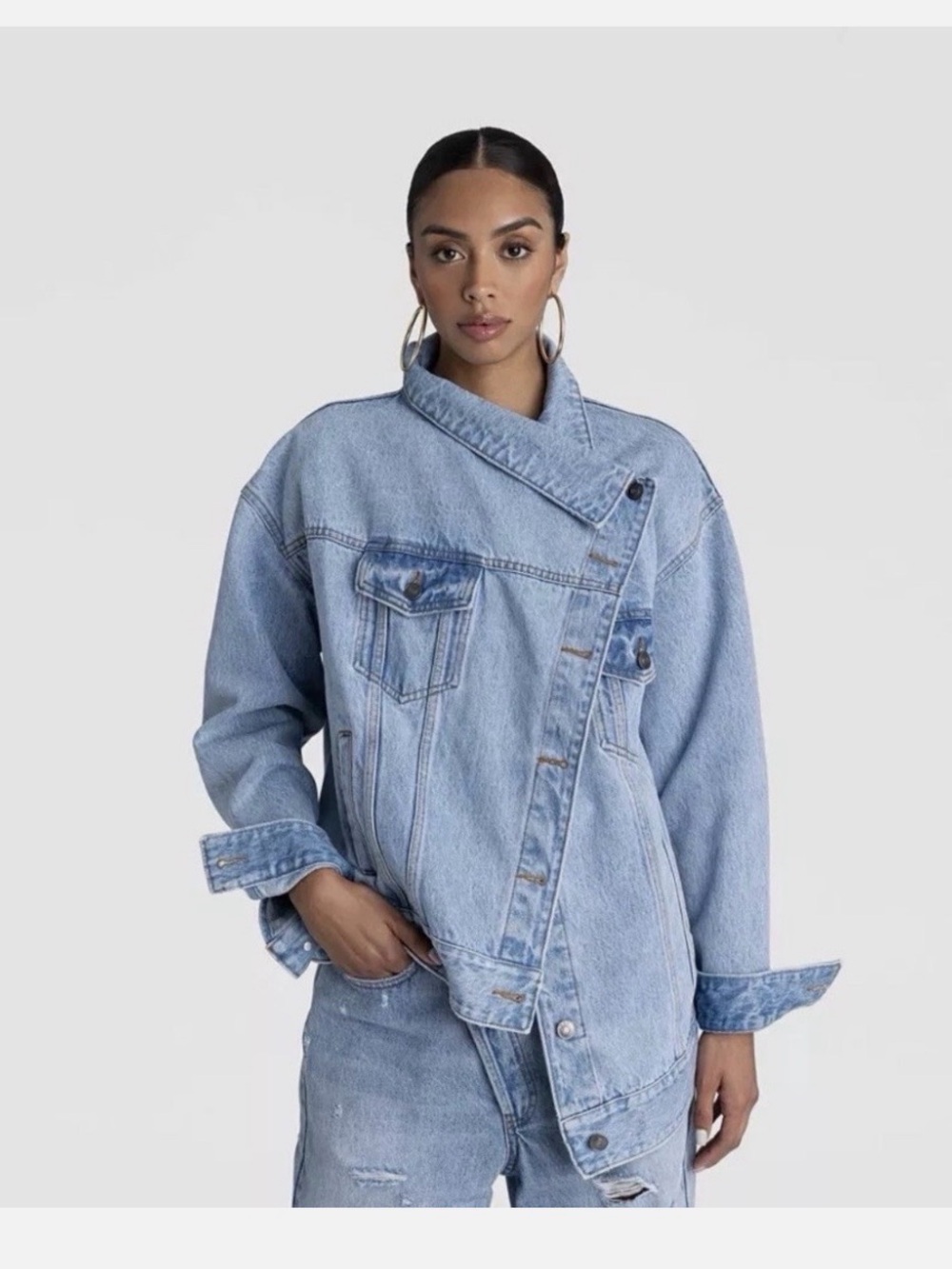 KBB by KAHLANA Women's 'The Denim Jacket' Light Wash M